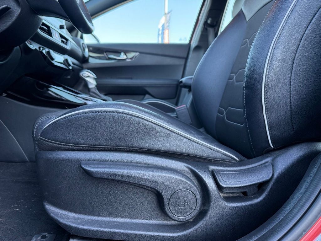 2023 Kia Forte GT-Line TECH PACKAGE