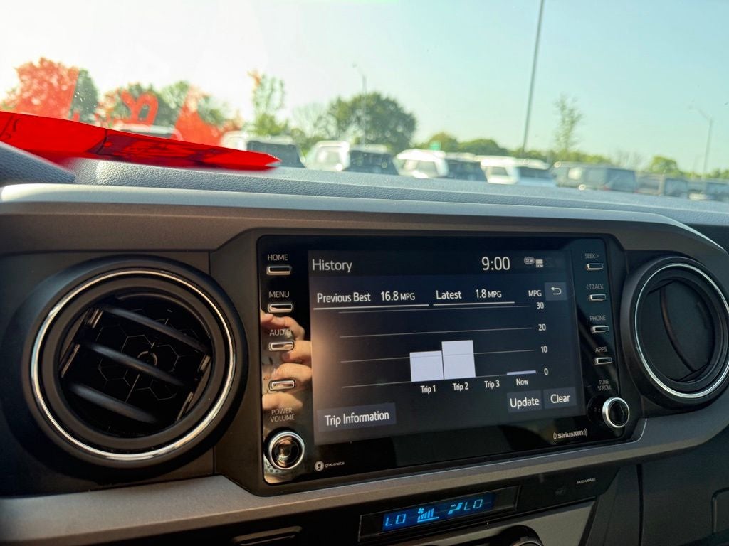 2022 Toyota Tacoma TRD Off-Road V6