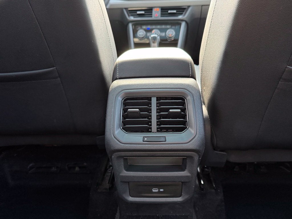 2022 Volkswagen Taos 1.5T SEL