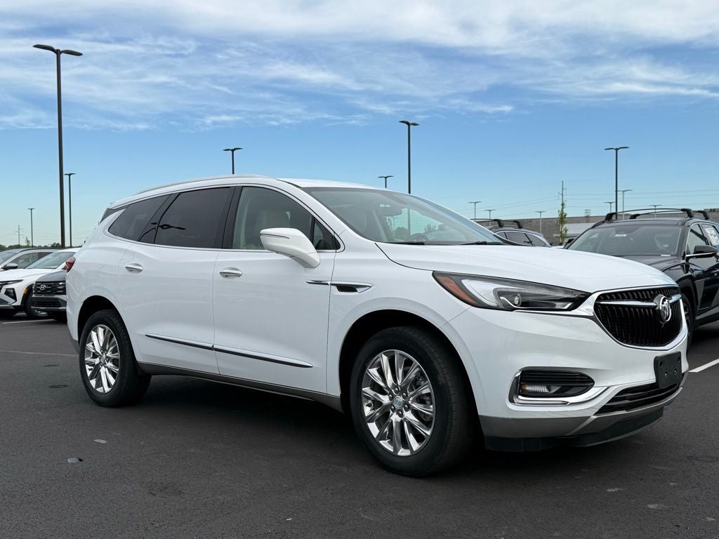 2021 Buick Enclave Essence