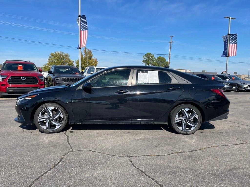 2023 Hyundai Elantra SEL