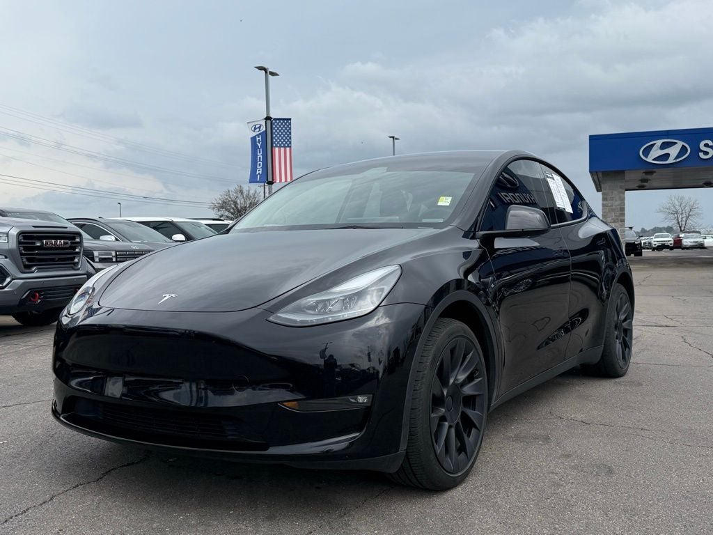 2023 Tesla Model Y Long Range