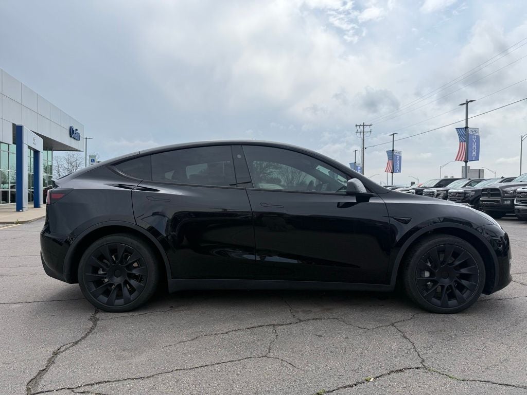 2023 Tesla Model Y Long Range