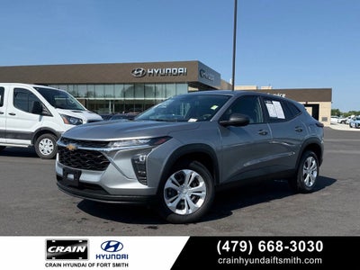 2025 Chevrolet Trax LS