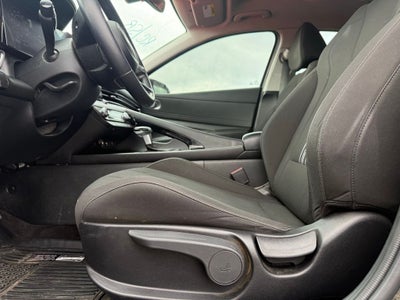 2024 Hyundai Elantra SEL convenience pack