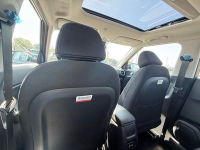 2025 Hyundai Venue SEL CPO ELIGIBLE