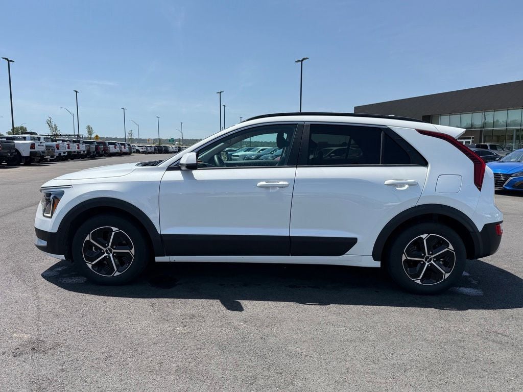 2025 Kia Niro LX