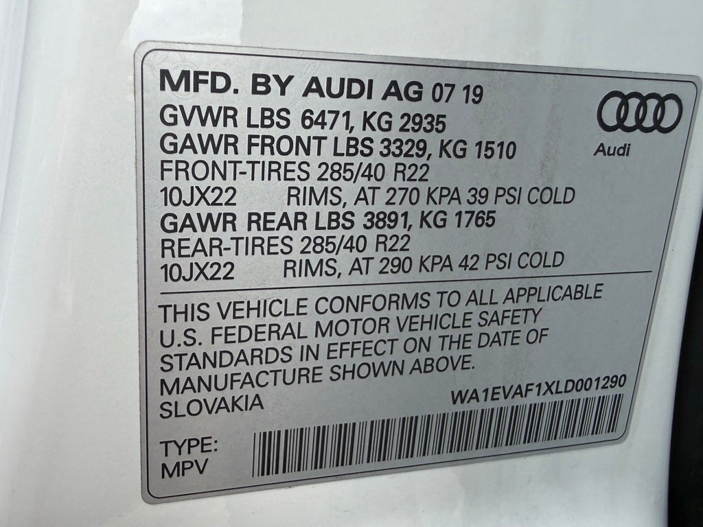 2020 Audi Q8 55 Premium Plus quattro