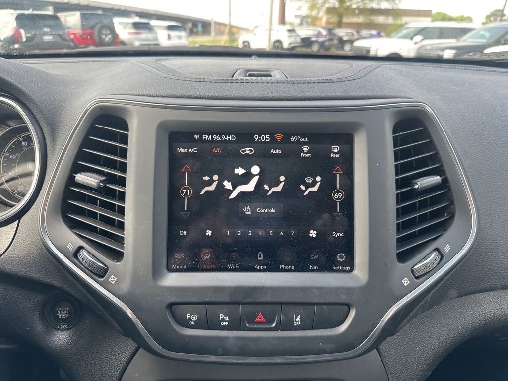 2023 Jeep Cherokee Altitude