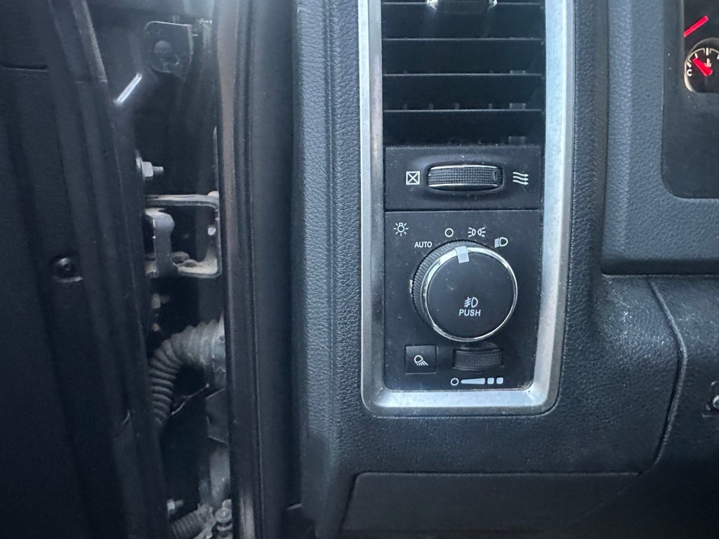 2016 RAM 1500 Big Horn