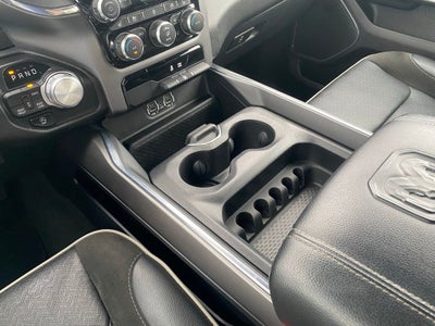 2024 RAM 1500 Laramie 1-Owner / Navigation / Apple CarPlay/Android Auto