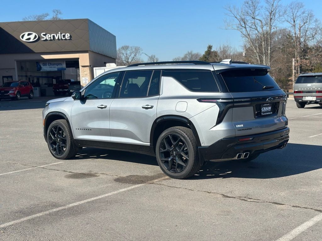 2025 Chevrolet Traverse RS