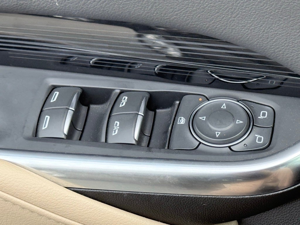 2024 Cadillac XT4 Luxury