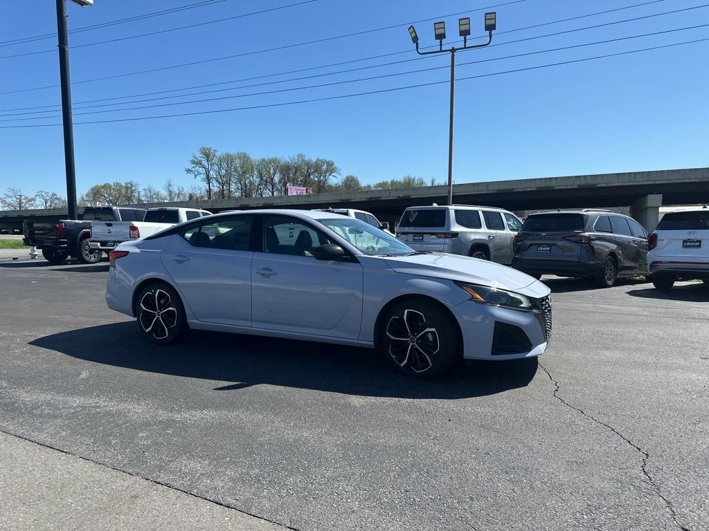 2024 Nissan Altima 2.5 SR