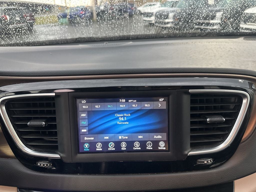 2018 Chrysler Pacifica Touring L