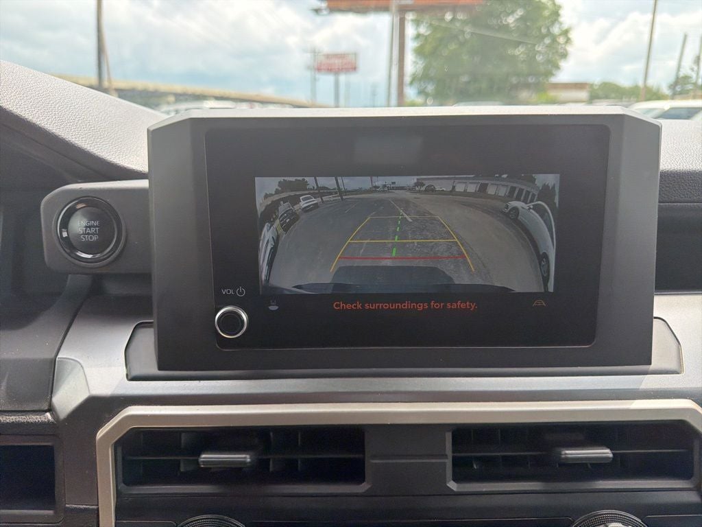 2024 Toyota Tacoma SR5 1-Owner / Clean Carfax / Apple CarPlay/Android Aut
