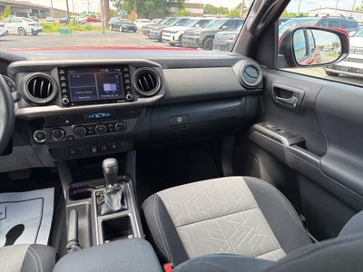2023 Toyota Tacoma TRD Off-Road V6 / One Owner / Clean Carfax