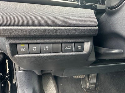 2025 Toyota Camry LE 1- Owner / Apple CarPlay/Android Auto
