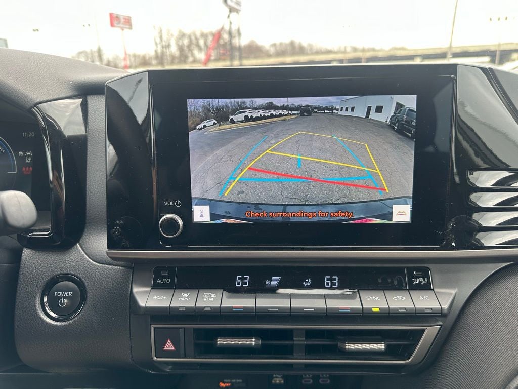 2025 Toyota Camry LE 1- Owner / Apple CarPlay/Android Auto