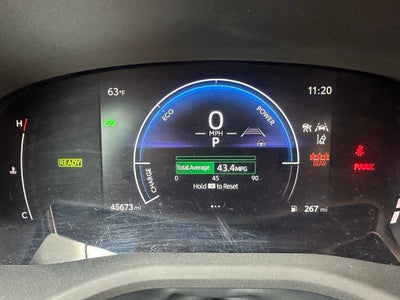 2025 Toyota Camry LE 1- Owner / Apple CarPlay/Android Auto