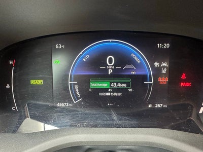 2025 Toyota Camry LE 1- Owner / Apple CarPlay/Android Auto