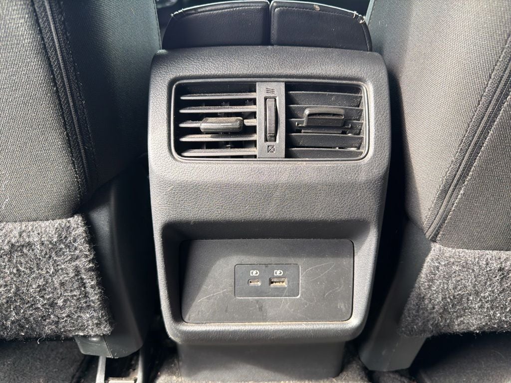 2023 Nissan Rogue SV 1-Owner / Clean Carfax / NissanConnect featuring A