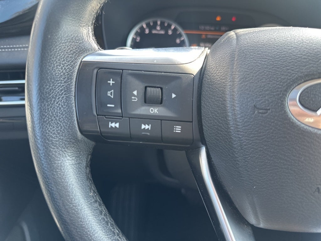 2023 INFINITI QX60 PURE