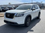 2022 Nissan Pathfinder SV 1-Owner / NissanConnect featuring Apple CarPlay an