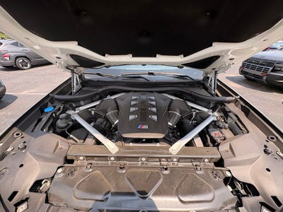 2024 BMW X7 M60i