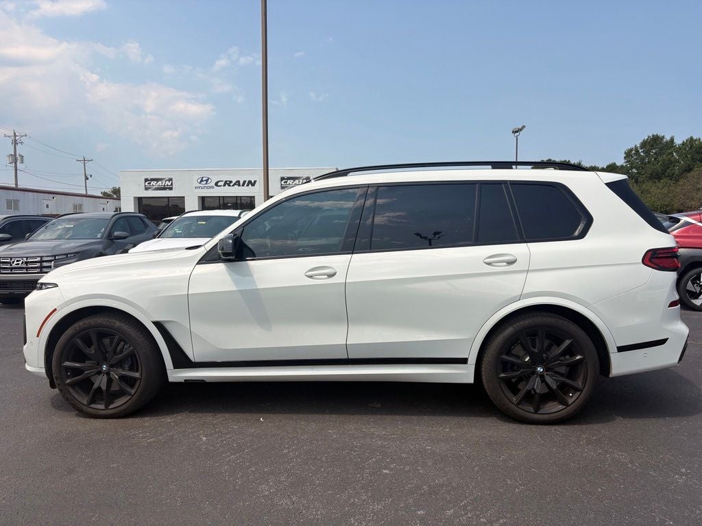2024 BMW X7 M60i