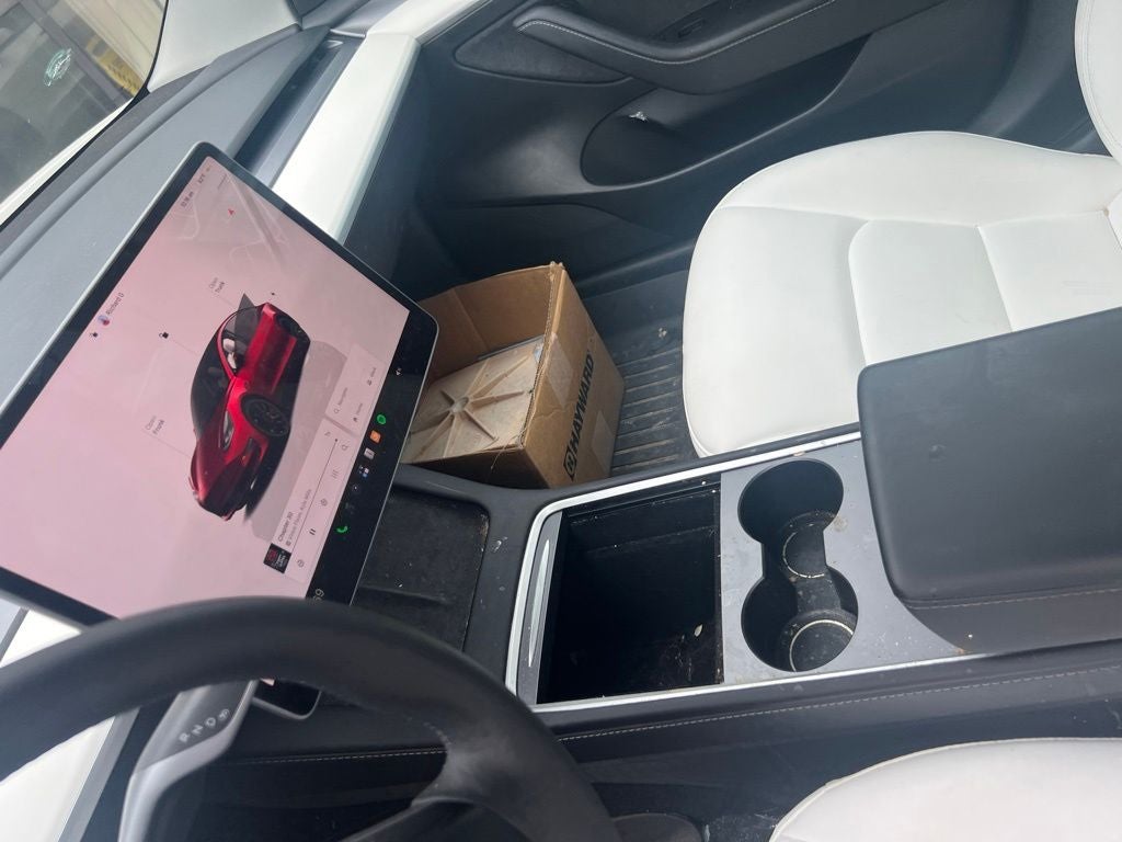 2023 Tesla Model 3 Performance