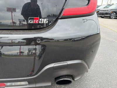 2024 Toyota GR86 Premium Clean Carfax / Apple CarPlay/Android Auto / 6-spee