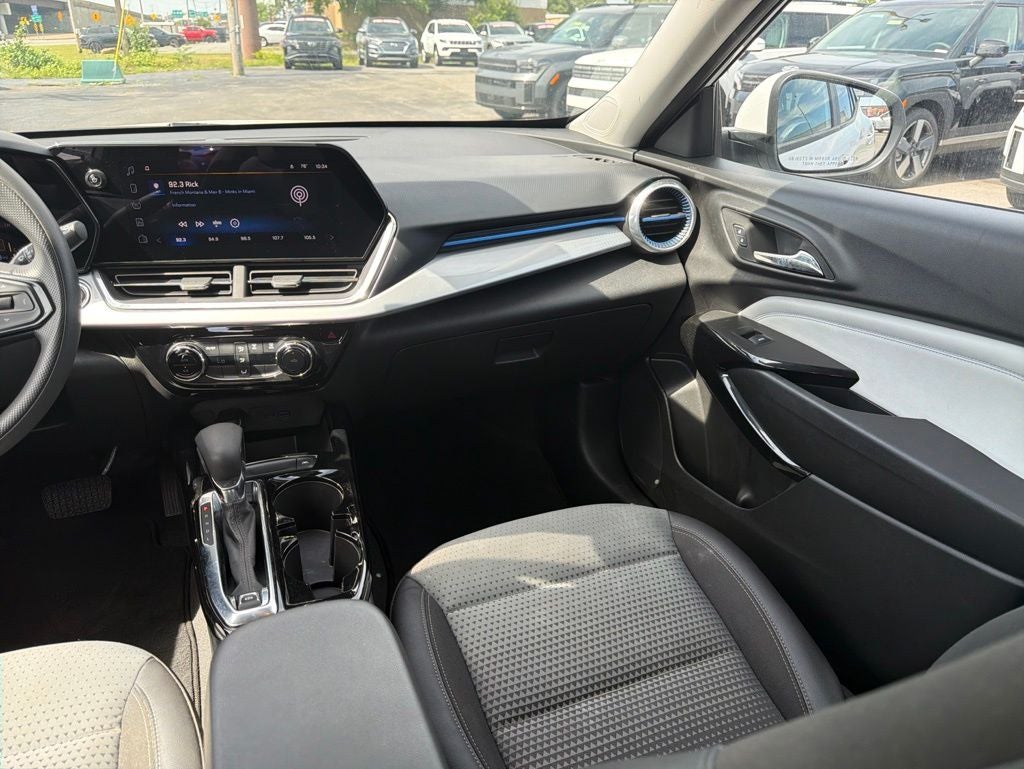 2024 Chevrolet Trax LT