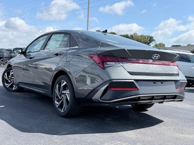 2025 Hyundai Elantra Limited