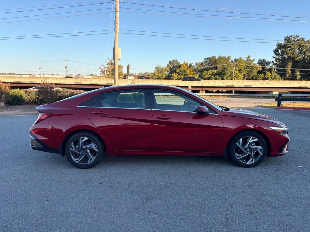 2025 Hyundai Elantra Limited