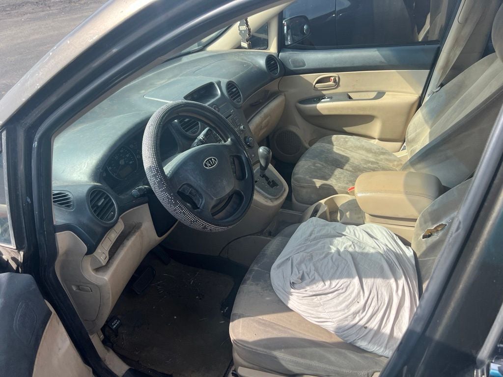 2009 Kia Rondo LX