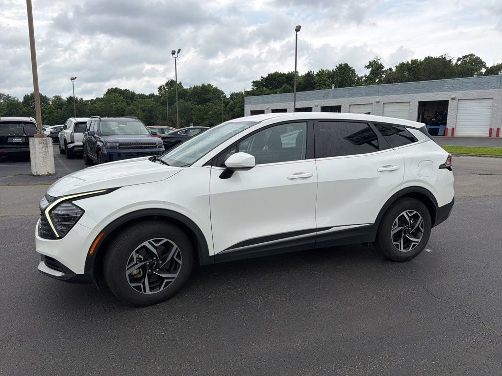2024 Kia Sportage LX 1-Owner / Clean Carfax