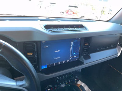 2023 Ford Bronco Badlands Lift