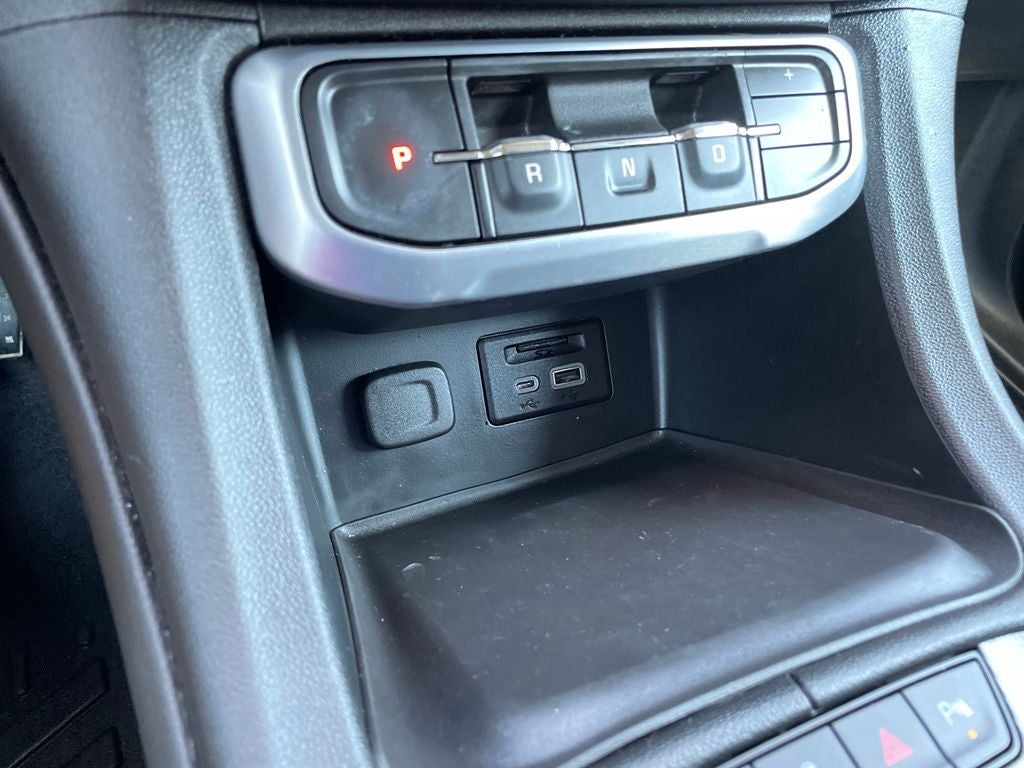 2021 GMC Acadia SLT