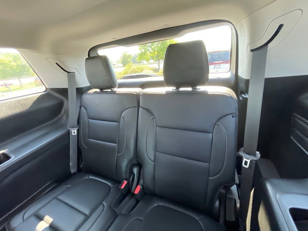 2021 GMC Acadia SLT