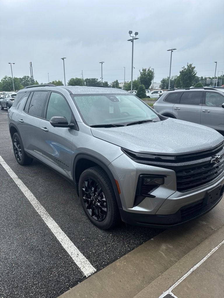 2026 Chevrolet Traverse LT 2LT