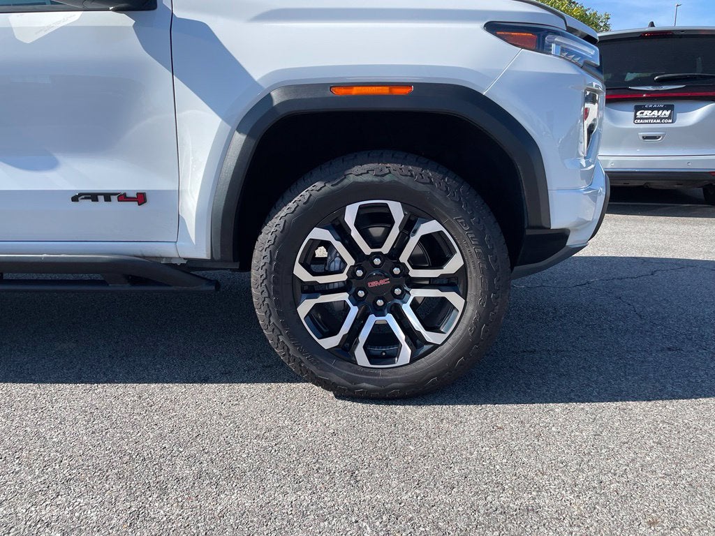 2025 GMC Canyon AT4
