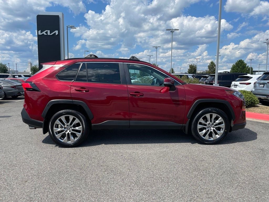 2021 Toyota RAV4 XLE Premium