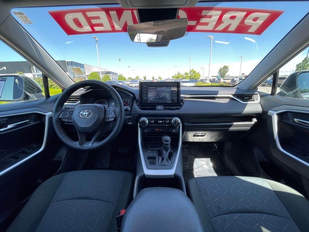 2022 Toyota RAV4 XLE