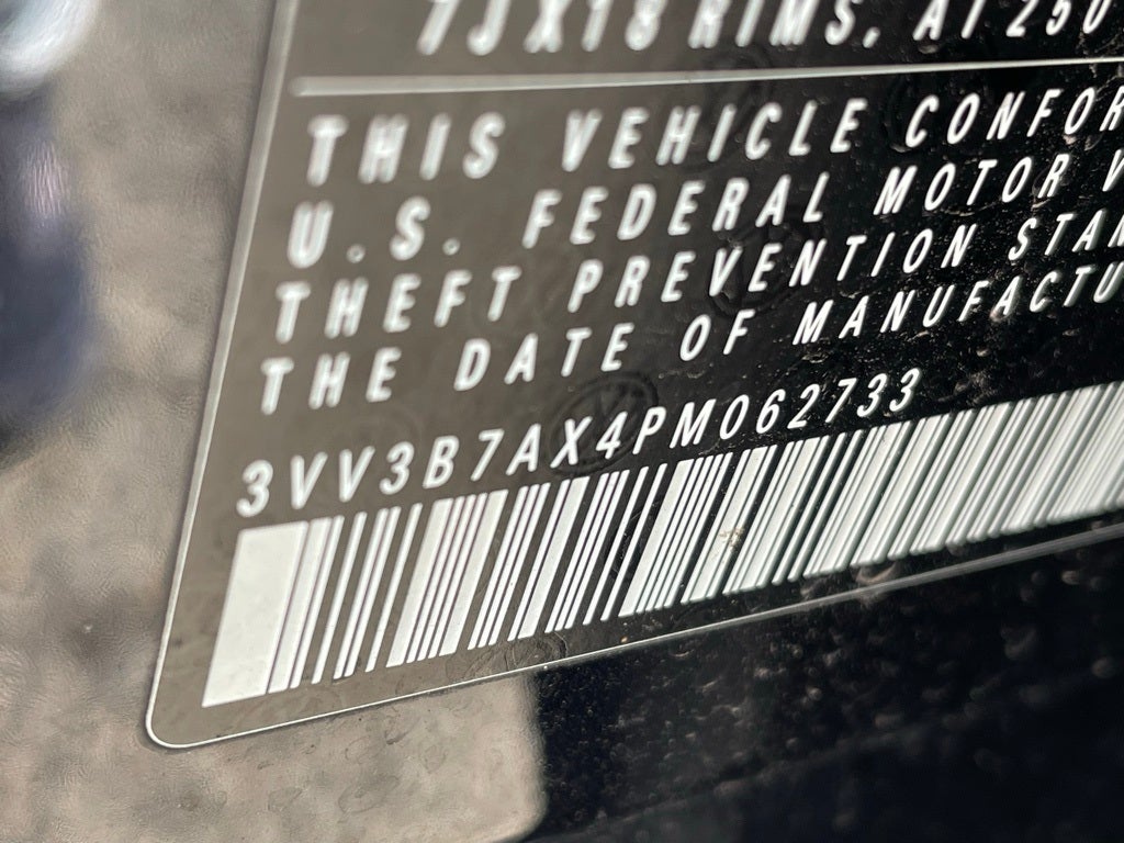 2023 Volkswagen Tiguan 2.0T SE