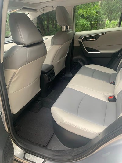 2021 Toyota RAV4 Hybrid XLE Premium