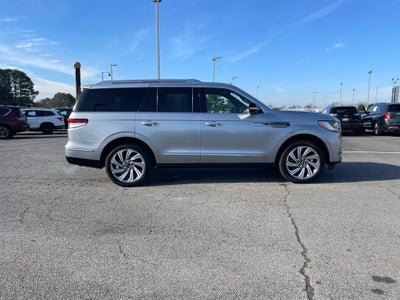 2022 Lincoln Navigator Reserve