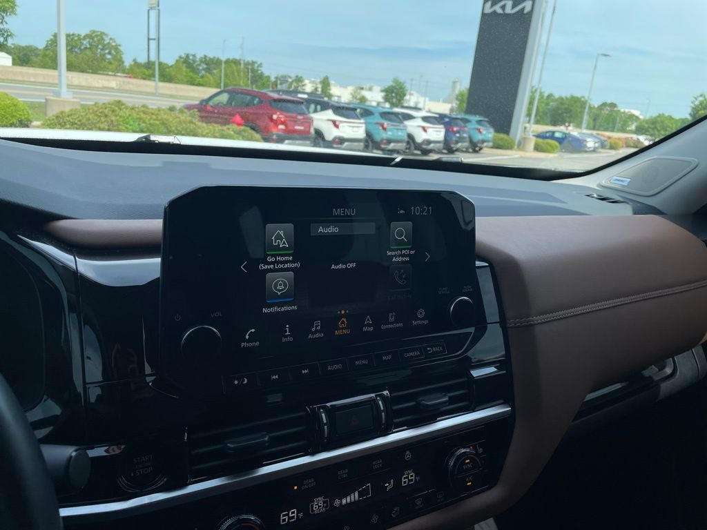 2025 Nissan Pathfinder Platinum