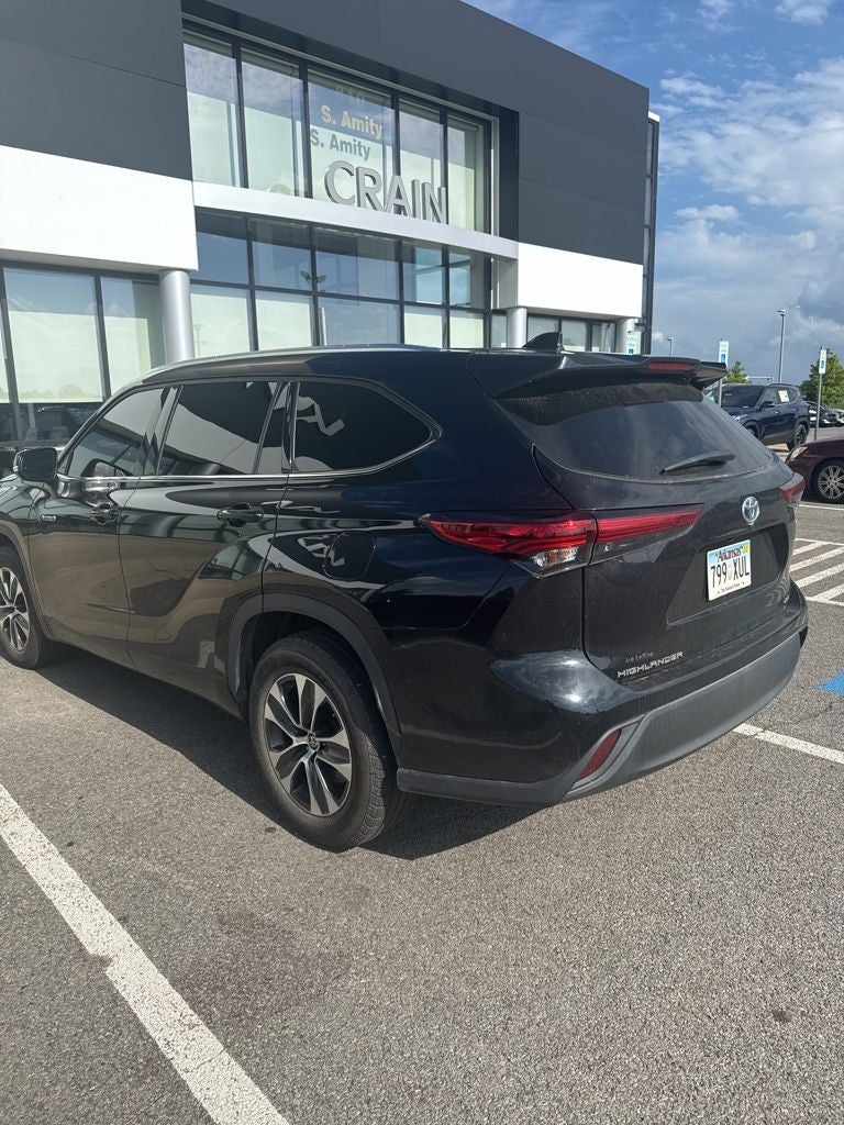 2021 Toyota Highlander Hybrid XLE