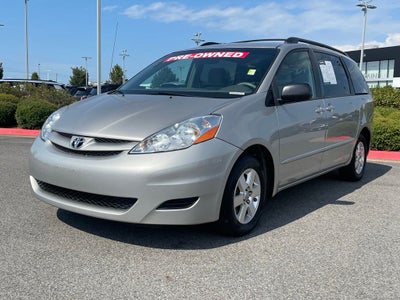 2009 Toyota Sienna LE